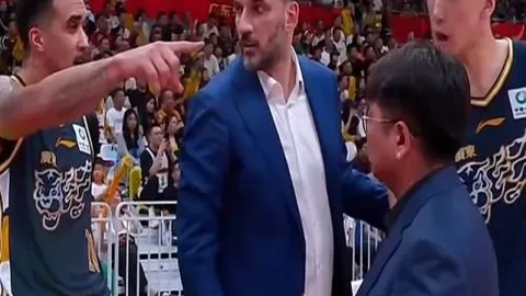 大乐透期号专家推荐质合分析，前区十码精选篮球预测